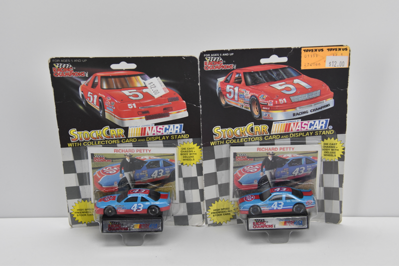 Illustration for article titled Ohio Toy Show Finds -- Awesome finds for only $1